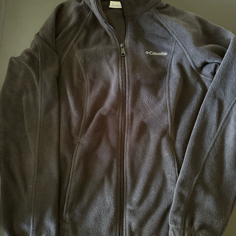 Women’s Columbia Black Fleece Zip Jacket Size small